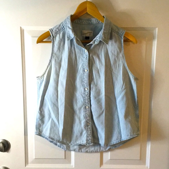 Target Universal Thread Light Blue Denim Sleeveless Top Small - Picture 1 of 6